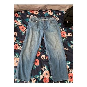 J BRAND JEANS SIZE 29 OPEN BOTTOMS